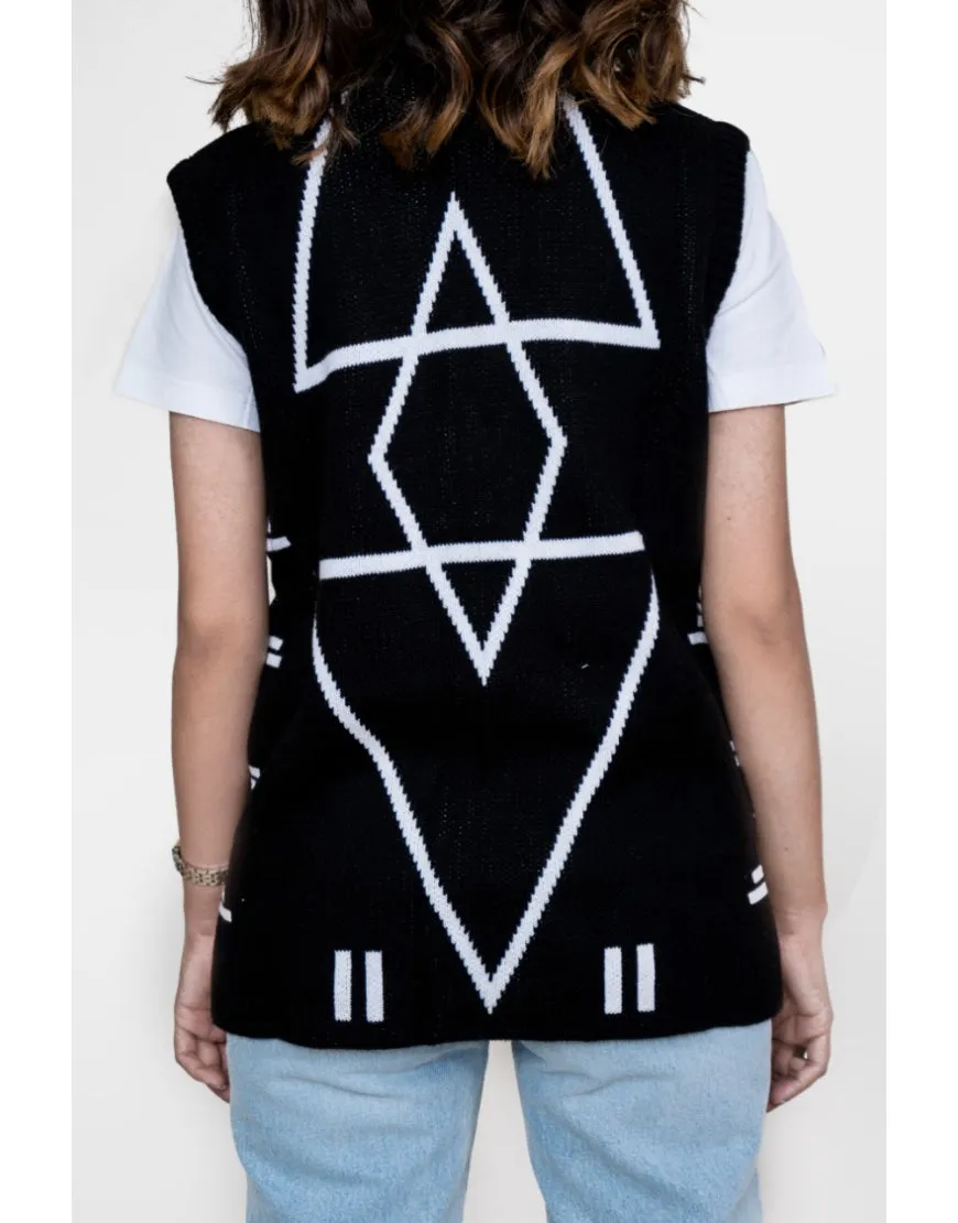 Black & White Sleeveless Sweater-AQSW001