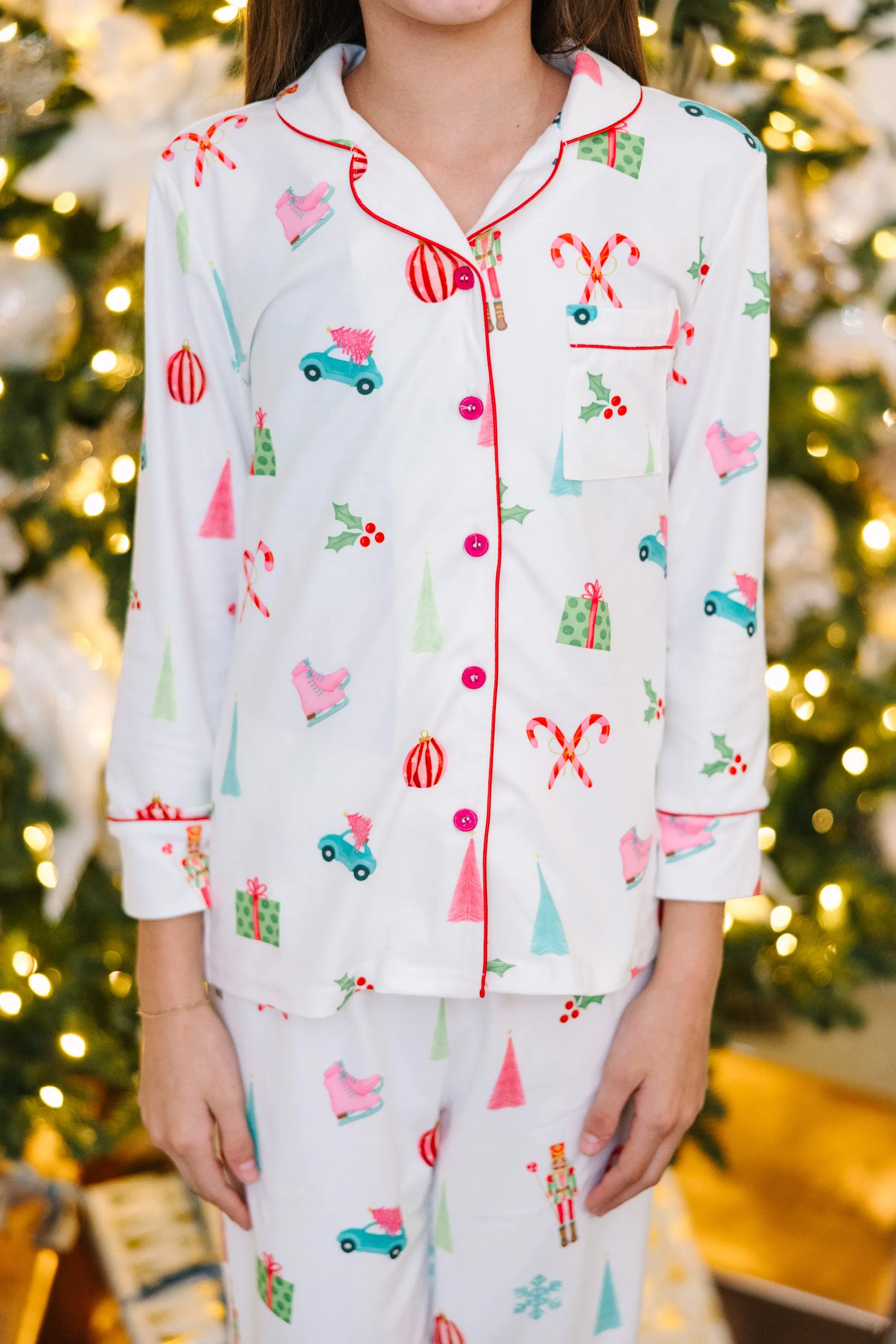 Girls: Staying In White Holiday Print L/S Pajama Set